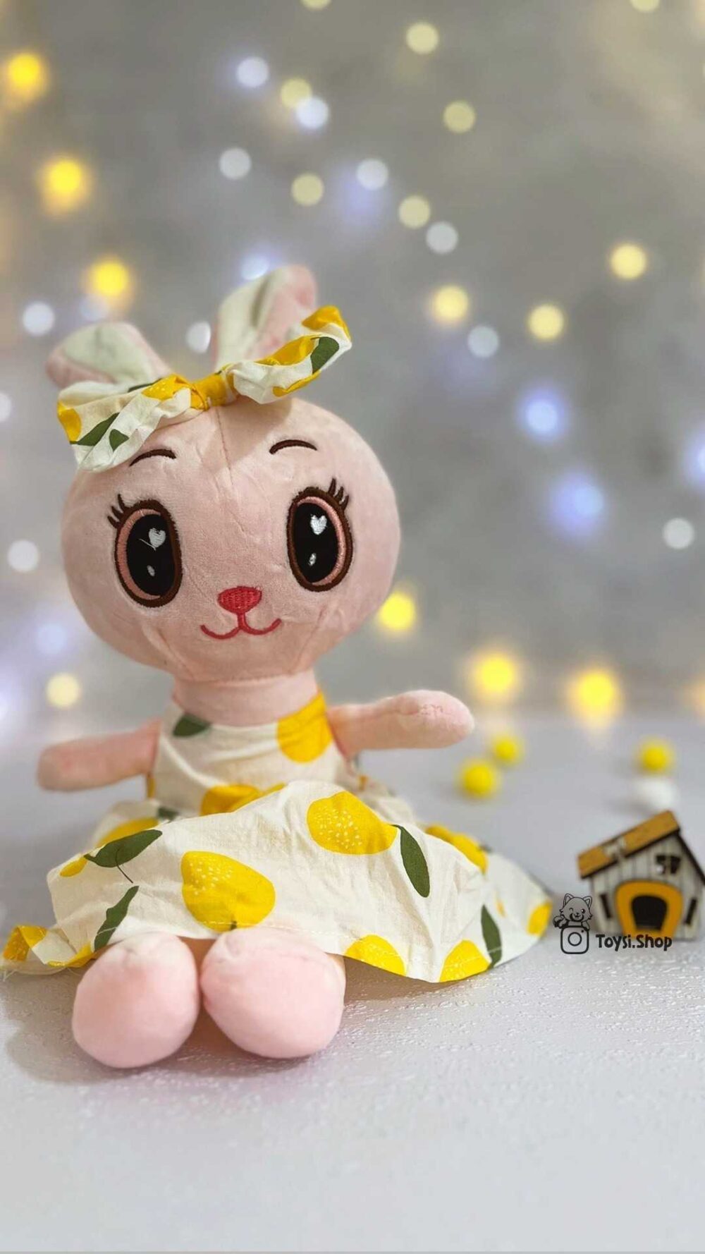 عروسک خرگوش لباس میوه ای