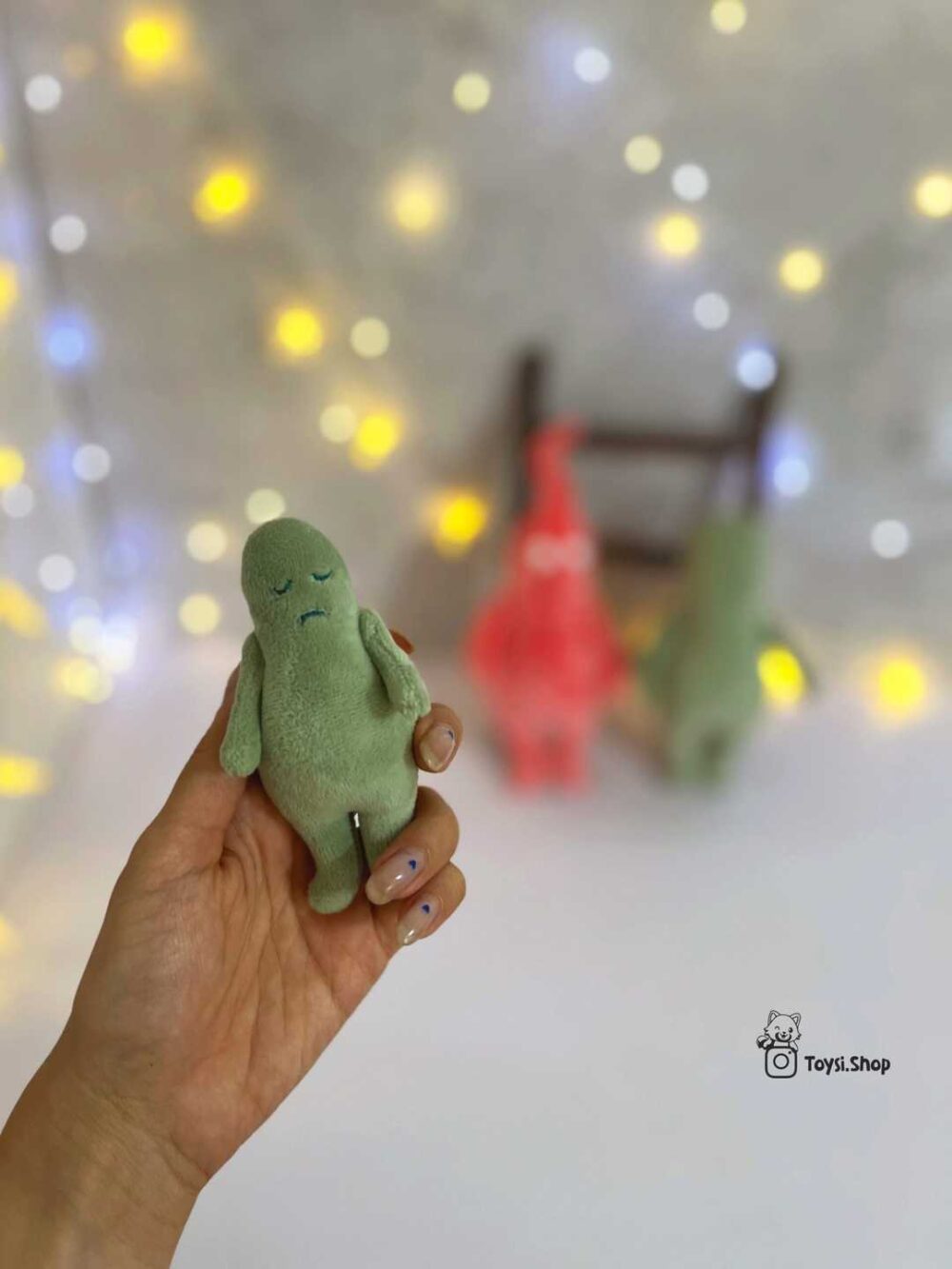 عروسک غم و شادی