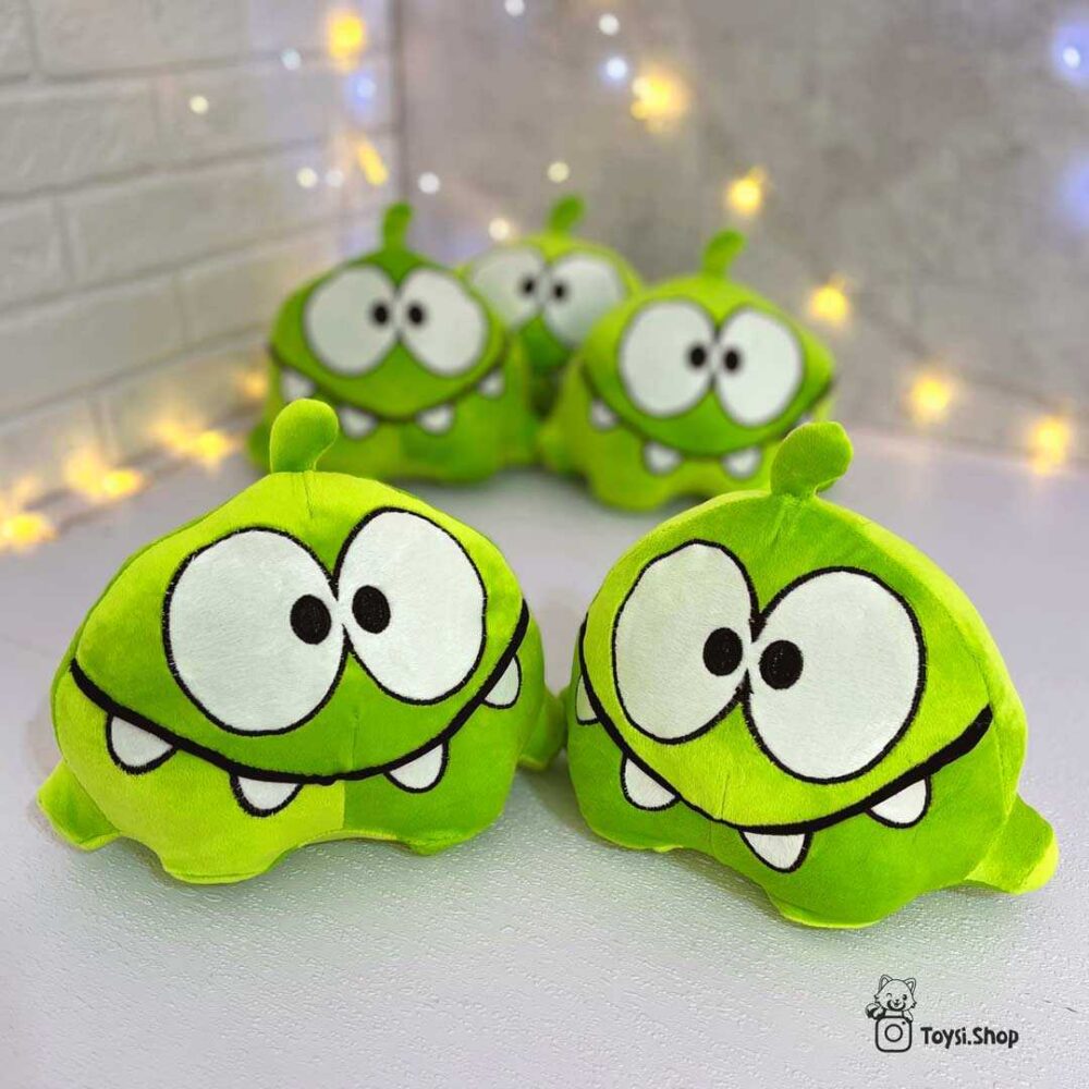 عروسک اوم نوم