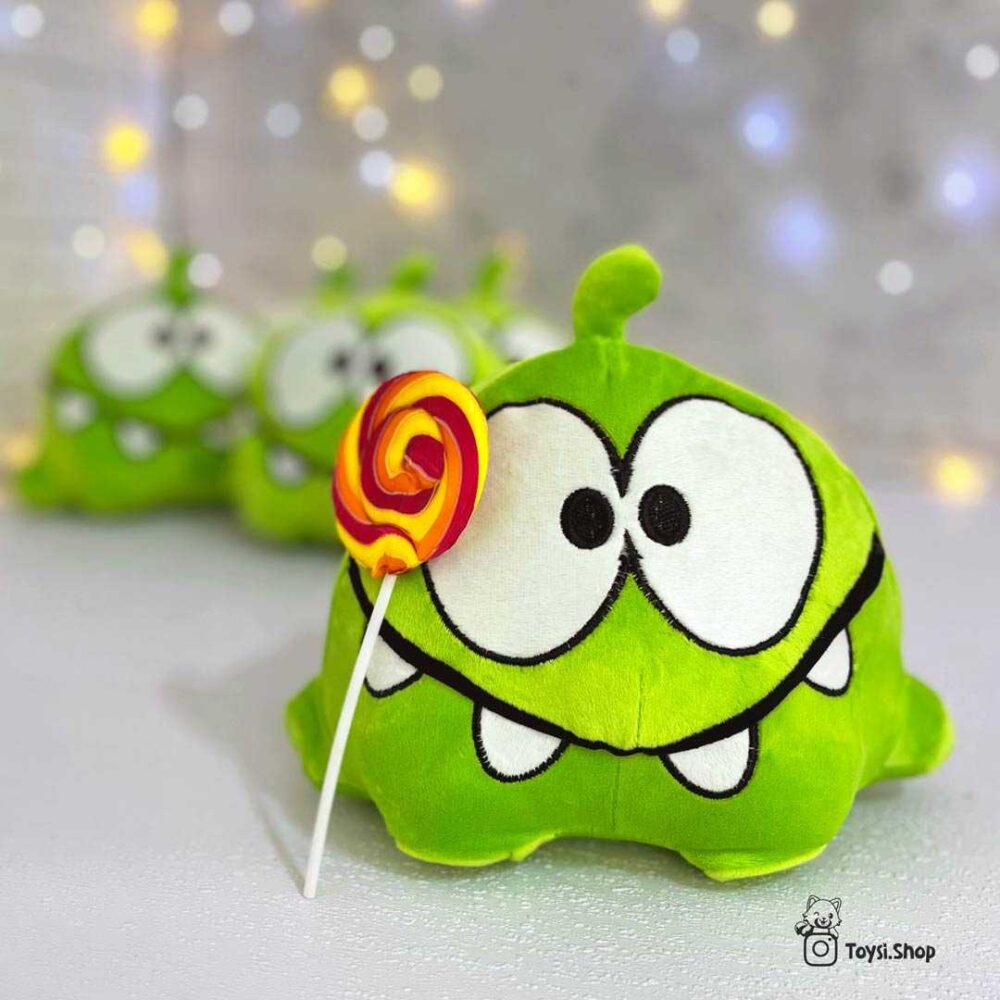 خرید عروسک اوم نوم