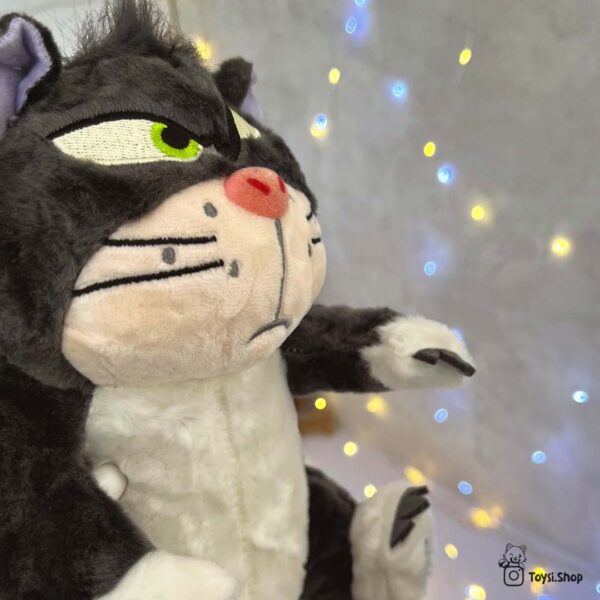 عروسک گربه خیلی بزرگ