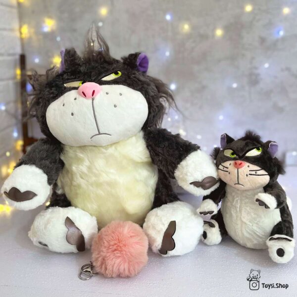 عروسک گربه اخمو