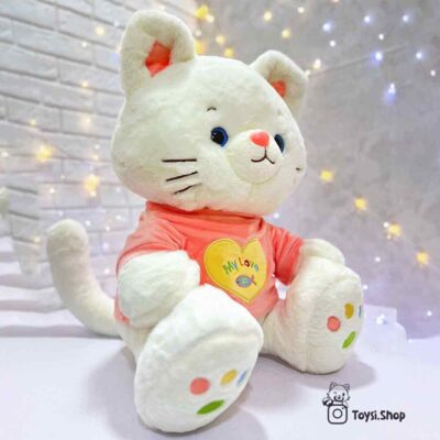 عروسک گربه لباس دار نشسته