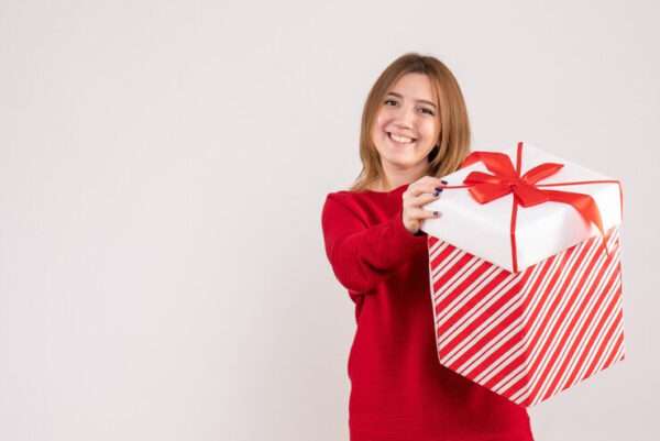 بهترین کادوی ولنتاین برای دختر