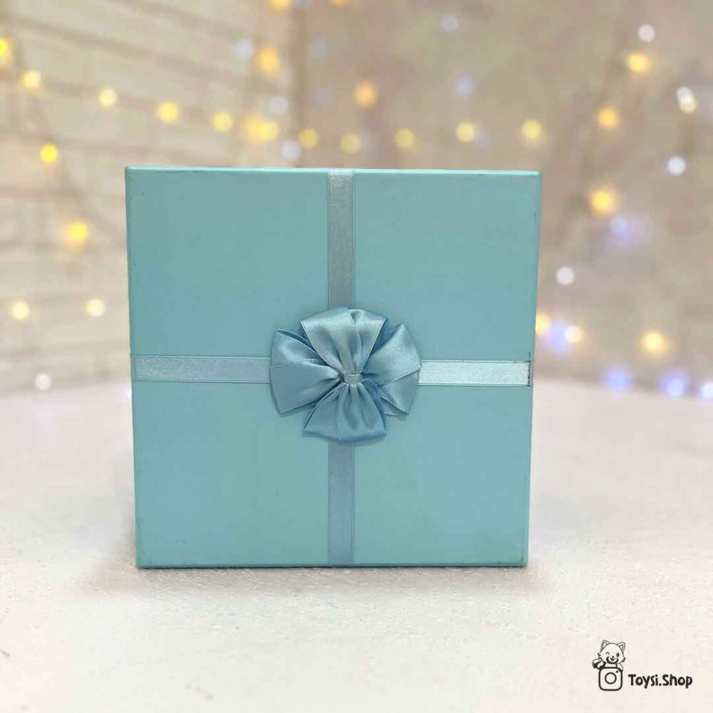 جعبه هدیه پایپون دار