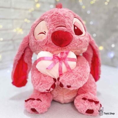 عروسک آنجل قلب به دست