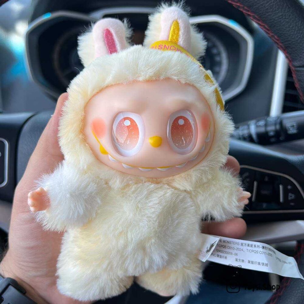 عروسک لبوبو زرد