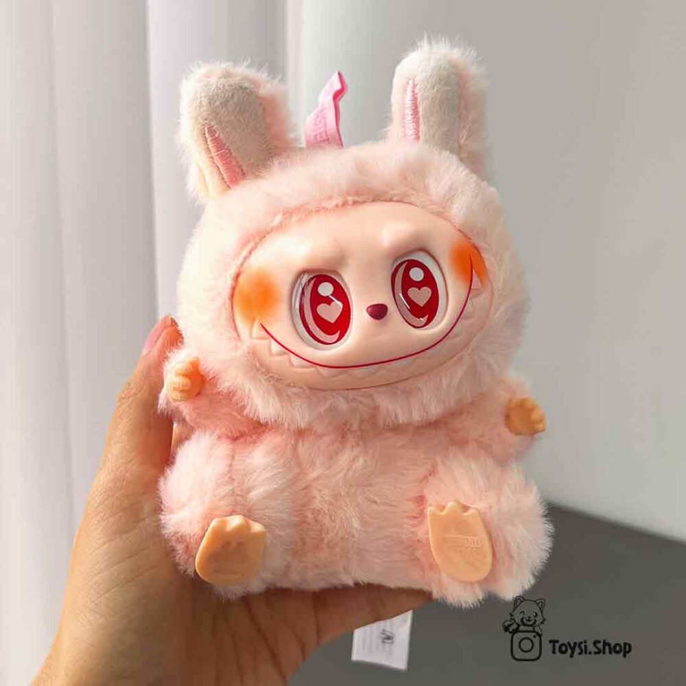 عروسک لبوبو نشسته عروسک لبوبو نشسته ( لابوبو )