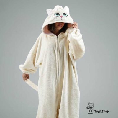 سرهمی گربه سفید