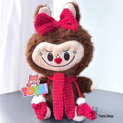 عروسک لبوبو با لباس کریسمس قرمز