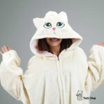 لباس گربه سفید