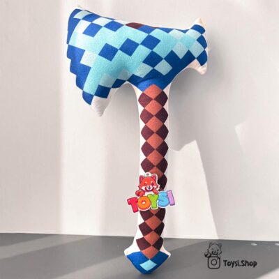 عروسک تبر ماینکرفت